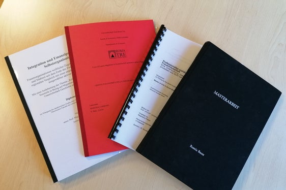 Ogni anno la Commissione pari opportunità assegna il premio Le donne nella scienza per elaborati scientifici sulla condizione della donna nella società o le pari opportunità (Foto: ASP/Ufficio donna)