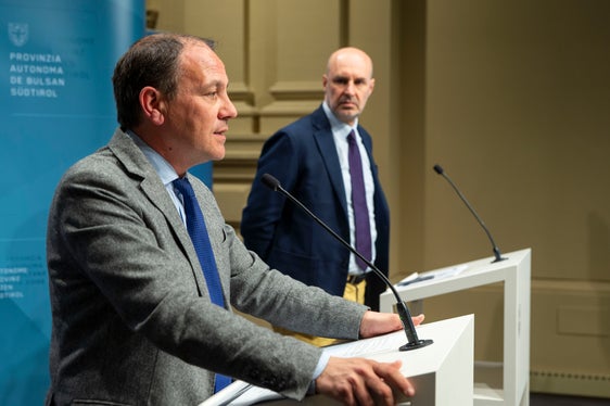 L'assessore provinciale all'ambiente Giuliano Vettorato: Il dato sui rifiuti RAEE è positivo e dimostra come in questi anni la visione altoatesina sulla raccolta differenziata sia stata lungimirante (Foto: ASP/Fabio Brucculeri)