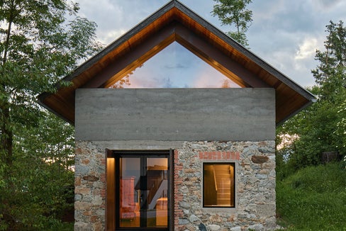 Vincitore del premio per l'Alto Adige: Lukas Mayr, progetto principale Ricostruire Haidacher: lavorare e abitare, a Perca (Foto: René Riller)