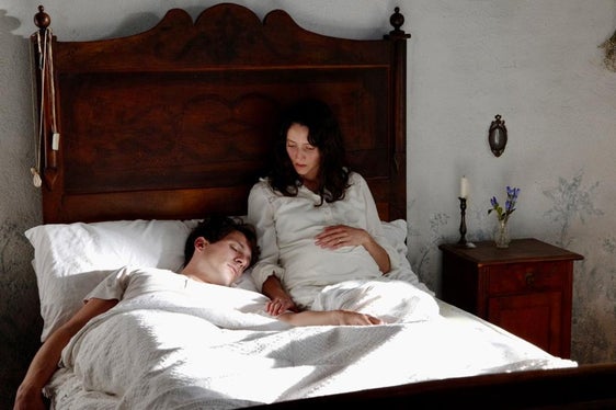 Im Bild eine Szene aus dem Film Vermiglio, der Leiferer Regisseurin Maura Delpero, der bei den Internationalen Filmfestspielen von Venedig mit dem Silbernen Löwen ausgezeichnet wurde. (Foto: IDM/Leonardo Guerra Seràgnoli)