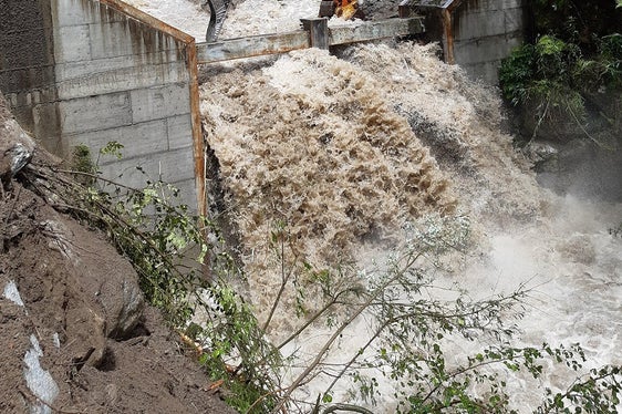L'Ufficio sistemazione bacini montani Est è intervenuto durante il fine settimana lungo il corso del rio del Conio (Foto: ASP/Ufficio sistemazione bacini montani Est)
