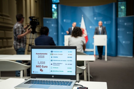 Il 29 maggio la Giunta provinciale ha approvato l'assestamento di bilancio 2026, presentato dal presidente della Provincia Arno Kompatscher nel corso di una conferenza stampa. (Foto: USP/Fabio Brucculeri)
