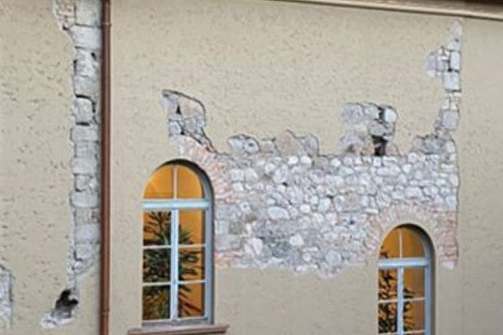 Il progetto di riqualificazione del Conservatorio in piazza Domenicani a Bolzano prevede la riparazione ed il rinforzo della muratura nonché la tinteggiatura delle pareti esterne (Foto:ASP/Ufficio per la gestione tecnica delle costruzioni)