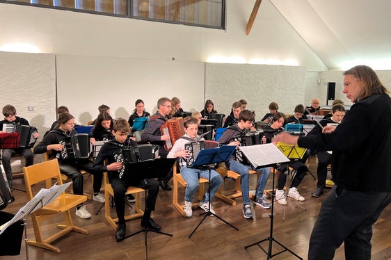 Konzentriertes Proben vor dem Auftritt im Lanserhaus in Eppan (Foto: LPA)
