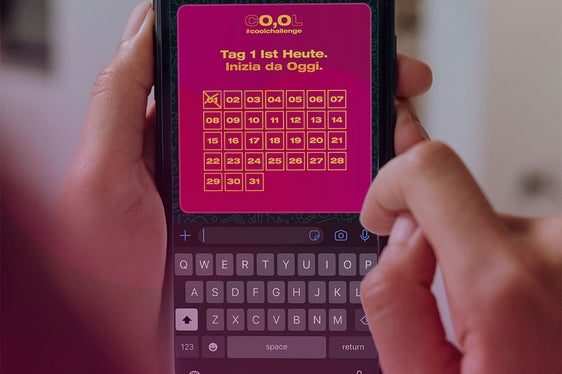 Ein eigener Whats-App-Kanal ermöglicht den Austausch der eigenen Erfahrungen mit anderen Teilnehmern. (Foto: Forum Prävention)