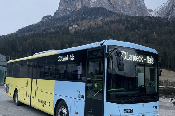 Die Linie 273 Landeck-Mals, betrieben vom Verkehrsverbund Tirol, wird für weitere zehn Jahre - bis 2036 - fortgeführt. Das hat die Landesregierung beschlossen. (Foto: Verkehrsverbund Tirol - VVT)
