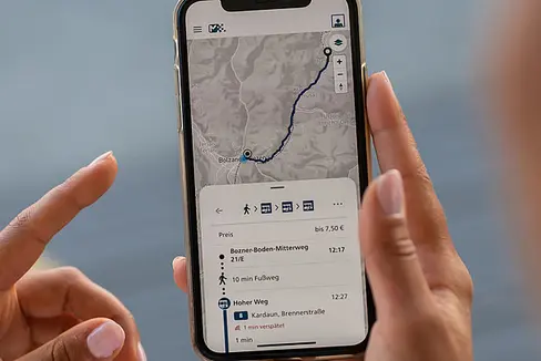 Gli utenti del servizio pubblico possono incidere sugli orari futuri di autobus e treni, inviando i loro suggerimenti all'indirizzo e-mail 2023@altoadigemobilita.info (Foto: ASP/altoadigemobilita.info.it/)