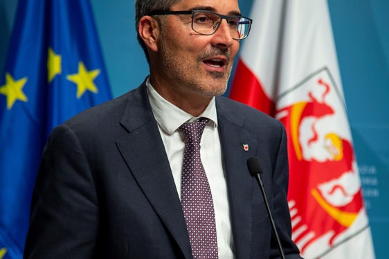 Domenica 21 maggio a Campo Tures saranno eletti il sindaco e il Consiglio comunale. Il presidente Kompatscher invita gli aventi diritto a votare (Foto: ASP/Fabio Brucculeri)