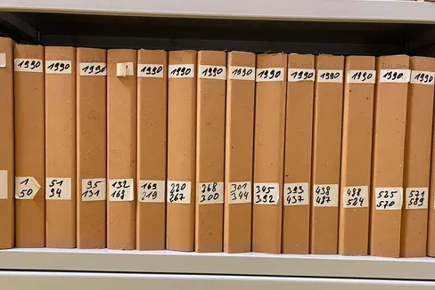 A partire dal 22 dicembre sono disponibili online le annualità dei fascicoli tavolari relative al periodo 1990-2001, con tutti i titoli, i provvedimenti e gli allegati depositati presso ciascun Ufficio del Libro fondiario. (Foto: USP)