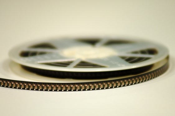 Wer alte Schmalfilme besitzt, ob im Format Normal-8 oder dem Folgeformat Super-8, der hat in der kommenden Woche die Möglichkeit, die Filme in Bozen abzuspielen. (Foto: LPA/Amt für AV-Medien)