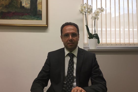 Ab 1. Juni wird dem Direktor des italienischen Schulamts Tonino Tuttolomondo interimistisch die Leitung der Abteilung Wirtschaftsentwicklung übertragen. (Foto: LPA)