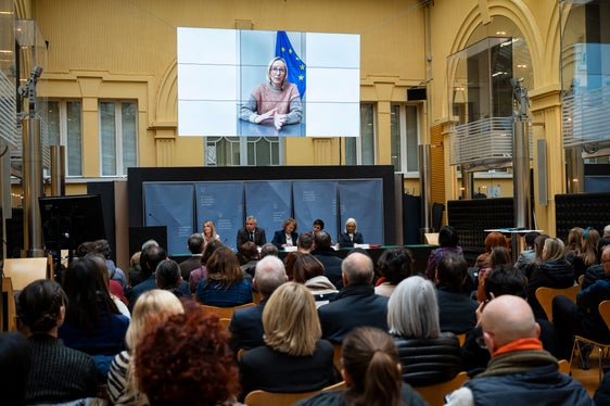 Europa-Landesrätin Magdalena Amhof hob in ihrer Videobotschaft hervor, dass der Dritte Sektor über die Mitgestaltung und Mitplanung als Impulsgeber agieren könne. (Foto: LPA/Fabio Brucculeri)