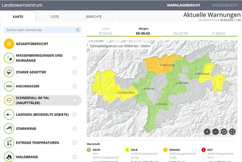 In der Nacht auf morgen beginnt es verbreitet zu schneien, der Schneefall beeinflusst auch den Verkehr auf der Brennerautobahen und den Hauptverkehrsadern: Das Landeswarnzentrum hat deshalb die Lage im Großraum Brenner mit der zweithöchsten Warnstufe Orange eingestuft. Der Bevölkerungsschutz ruft dazu auf, die Ausrüstung der Fahrzeuge und das Verhalten im Straßenverkehr diesen Verhältnissen anzupassen und nicht unbedingt nötige Fahrten zu unterlassen. (LPA/Warnlagebericht)