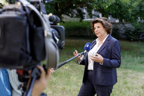 Im Rahmen einer Pressekonferenz hat Landesrätin Maria Hochgruber Kuenzer einen Überblick über Schwerpunkte gegeben, unter anderem auch zum Bereich Landschaftsschutz. (Foto: LPA/Tiberio Sorvillo)