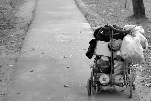 Landesweit sollen rund 150 zusätzliche Schlafplätze für obdachlose Menschen eingerichtet werden, um ihnen Schutz vor den momentan eisigen Nachttemperaturen zu bieten. (Foto: Pixabay)