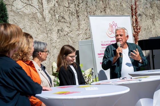 L'imprenditore Heiner Oberrauch ha confermato che l'economia altoatesina è molto aperta ad accogliere le persone con disabilità nel mondo del lavoro. (Foto: USP/Fabio Brucculeri)