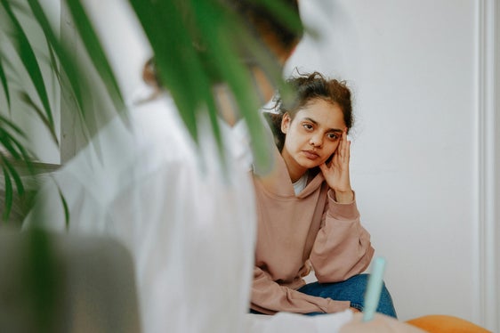 Das Gesundheitsressort baut die Angebote im Bereich psychische Gesundheit in Südtirol gezielt aus, und zwar mit mehr Unterstützung für Erwachsene und stärkerer psychologischer Begleitung für Kinder und Jugendliche an den Schulen. (Foto: Pexels. Das Foto darf nur in Zusammenhang mit dieser Pressemitteilung verwendet werden.)