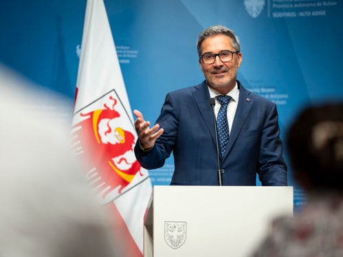 L'istituzione del premio Merit Ladin è stata una delle delibere assunte dalla Giunta provinciale che il presidente Arno Kompatscher ha presentato nella conferenza stampa del 29 luglio (Foto: USP/Fabio Brucculeri)