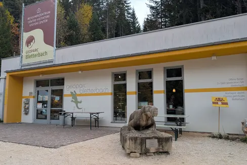 Besucherzentrum GEOPARC Bletterbach: Die Landesregierung hat am 30. Oktober das neue Führungs- und Finanzierungsmodell genehmigt, das ein Kernstück der Neuausrichtung des GEOPARC Bletterbach ist. (Foto: LPA/Vera Brunetti)