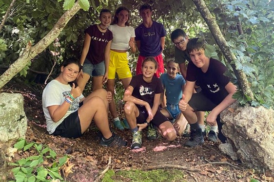 Ausflüge in die Umgebung von Brentonico und in das Gebiet des Monte Baldo und zahlreiche Freizeit- und Sportaktivitäten standen auf dem Programm des Euregio Summer Camps 2023. (Foto: Euregio/Nicola Campestrini)
