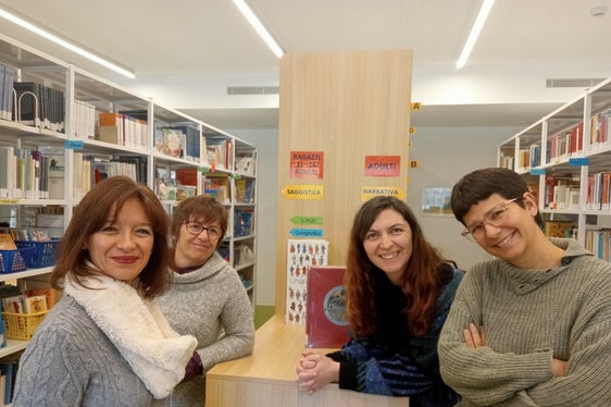Eine Woche lang konnten sich Lehrer und Lehrerinnen aus Katalonien und Südtirol im Rahmen eines Erasmus+- Projekts über das Schul-Bibliothekswesen austauschen. (Foto: LPA)