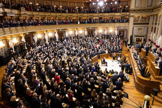 Nel suo discorso dopo l'inaugurazione, il presidente federale Van der Bellen ha sottolineato la necessità di un sistema comune di società e valori (Foto: Parlamento austriaco)