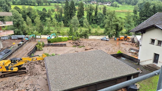 Gewitter mit Starkregen haben zu Murgängen in drei Bächen im Passeiertal geführt, im Bild der Blick auf das Murmaterial des Heimatscheintalbachs kurz vor St. Martin in Passeier. (Foto: LPA/Landesamt für Wildbach- und Lawinenverbauung West in der Agentur für Bevölkerungsschutz)