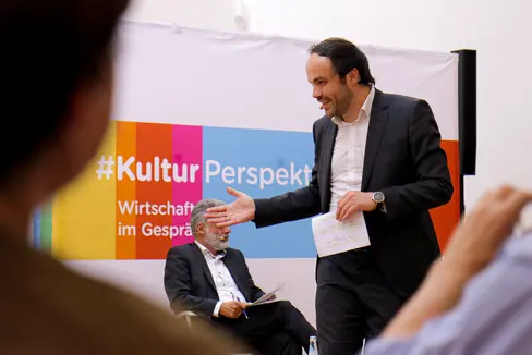 Kulturperspektiven 2.0 - Wirtschaft und Kultur im Gespräch: Philipp Achammer, Landesrat für Deutsche Kultur und Wirtschaft, diskutiert in Meran, Naturns und Bruneck mit Podiumsgästen aus dem Kunst-, Kultur- und Wirtschaftsbereich. (Foto: LPA/Peter Natter)