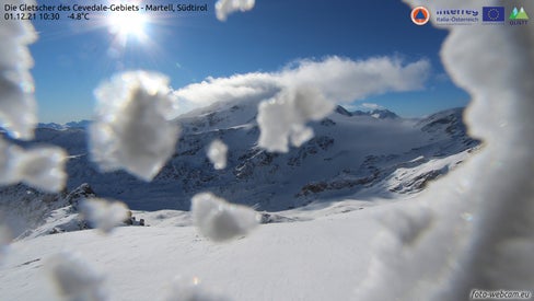 Augen auf die Gletscher: Über die im Zuge des Interreg-Projektes GLISTT aufgestellten Webcams werden die Gletscher im Auge behalten, im Bild der Langenferner heute Vormittag (Quelle: Website Interreg-Projekt GLISTT)