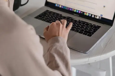 Quali investimenti saranno effettuati nel settore IT nei prossimi tre anni? Il 30 gennaio la Giunta provinciale ha definito il quadro finanziario per gli appalti interni a Informatica Alto Adige SpA. (Foto: Pexels. Può essere utilizzata solo per la pubblicazione di questa news)