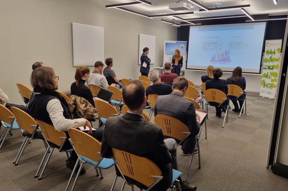 L'incontro di oggi della rete Green Mobility ha riguardato la gestione della mobilità nelle aziende. Secondo l'Agenzia delle entrate, le e-bike possono essere fornite esentasse ai dipendenti (Foto: STA/Pozzo)