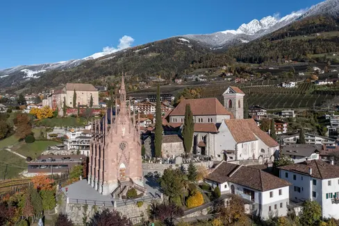 Al mausoleo di Scena venerdì 10 giugno è in programma una cerimonia di commemorazione per il 240° anniversario della nascita dell'arciduca asburgico Giovanni. (Foto: Ufficio Turismo Scena/Helmuth Rier)