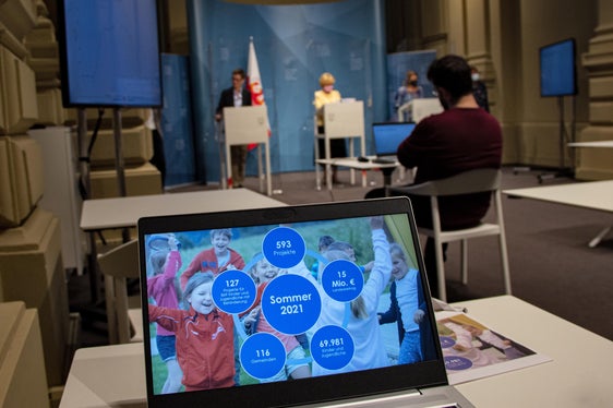 Rund 600 Projekte wurden im Sommer 2021 für rund 70.000 Kinder und Jugendliche in Südtirol im Rahmen der Sommerbetreuung organisiert. (Foto: LPA/Greta Stuefer)