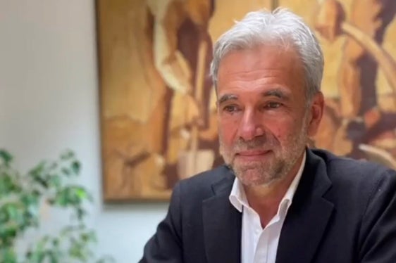 LR Schuler (im Bild) und Abteilungsdirektor Günther Unterthiner berichten am 7. April über die Pläne zur zukünftigen Förderung in der Forstwirtschaft. (Foto: LPA/Noemi Prinoth)