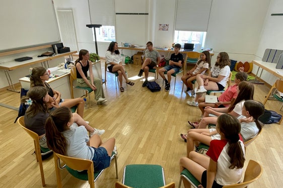 Schreib mal ander(e)s (Foto: LPA/Deutsche Bildungsdirektion/Hanna Waldthaler)