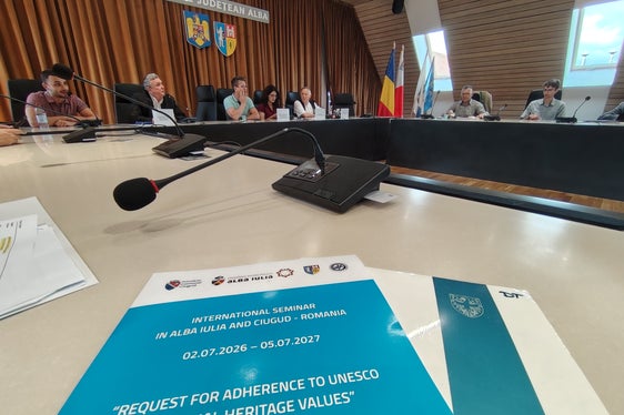 Auch das Land Südtirol nahm mit einer Delegation am Seminar in Rumänien teil. Weitere Länder werden nun das Verfahren für die UNESCO-Kandidatur einleiten. (Foto: LPA/Abteilung Natur, Landschaft, Raumentwicklung)