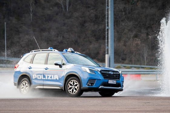 Un'auto della Polizia di Stato durante le esercitazioni al Safety Park. (Foto: USP/Fabio Brucculeri)