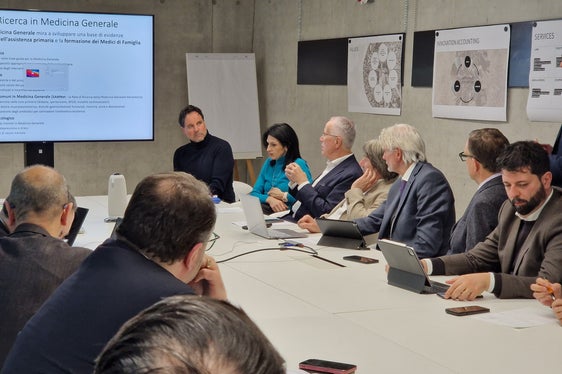 Venerdì 21 febbraio sono state gettate le basi per un accordo quadro volto alla ricerca interistituzionale tra la Provincia Autonoma di Bolzano, l’Azienda Sanitaria dell'Alto Adige, l’Università Cattolica del Sacro Cuore, Eurac Research, il NOI Techpark, la Libera Università di Bolzano e Claudiana Research. (Foto: USP)