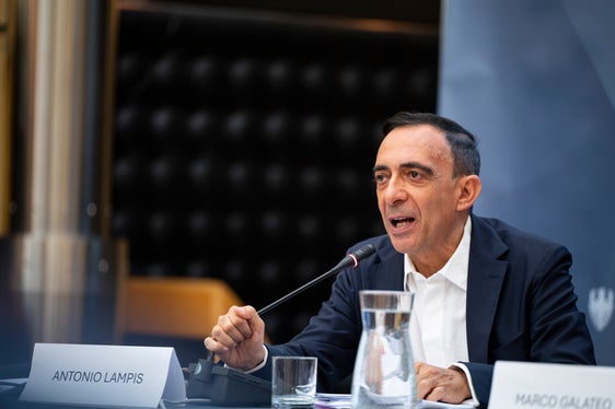 Il direttore di Dipartimento Antonio Lampis: La grande partecipazione dimostrata sottolinea quanto sia sentita questa necessità di lavorare insieme per il futuro, con il sostegno anche di partner di spessore nazionale”. (Foto: USP/Fabio Brucculeri)