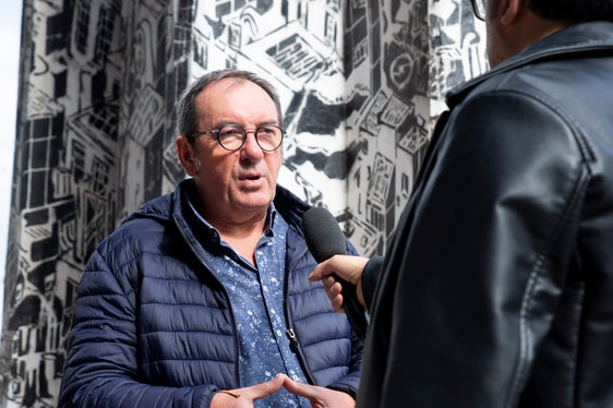 Wie Alain Bavay, Präsident des Pôle Métropolitain de l'Artois erklärte, seien die Ausrichtung auf neue, grüne Wirtschaftszweige und die Klimawandelanpassung wichtige Themen für das ehemalige Kohleabbaugebiet. (Foto: LPA/Fabio Brucculeri)