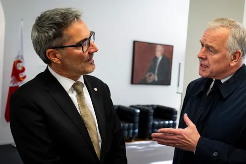 Landeshauptmann Arno Kompatscher empfing heute den österreichischen Botschafter, Martin Eichtinger, im Palais Widmann. (Foto: LPA/Fabio Brucculeri)
