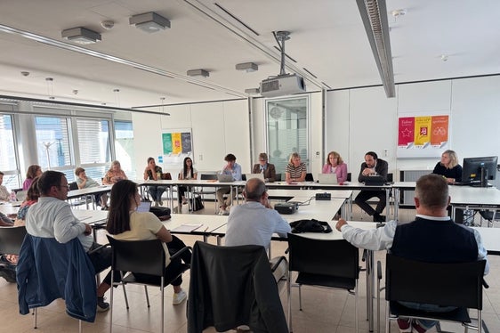 Der Familienbeirat des Landes begrüßt die von Bildungslandesrat Achammer vorgestellte Ausrichtung, fordert aber weitere familienfreundliche Maßnahmen. (Foto: LPA/Katharina Fleischmann)