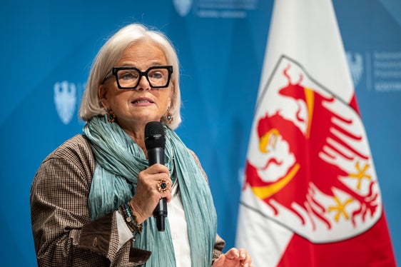 Nadia Mazzardis, vicepresidente della Commissione provinciale per le pari opportunità per le donne, ha rivolto un messaggio di incoraggiamento alle vincitrici: “Se nel corso della vostra vita qualcuno cercherà di sminuirvi, ricordatevi di questa giornata e del fatto che conoscete il vostro valore”. (Foto: USP/Fabio Brucculeri)