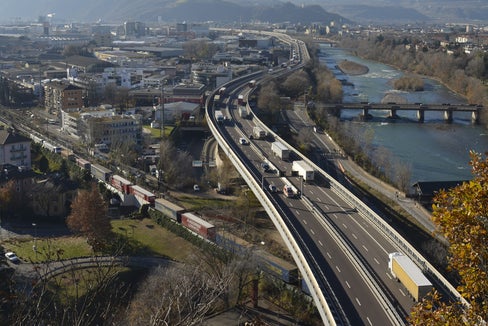 Das im September 2016 gestartete Projekt BrennerLEC mit dem Ziel, entlang der Brennerautobahnachse einen Low emission corridor zu schaffen, ist eine von drei Initiativen zur Verbesserung der Luftqualität in Südtirol, die vom MASE finanziert werden. (Foto: LPA/Daniel Rabanser)
