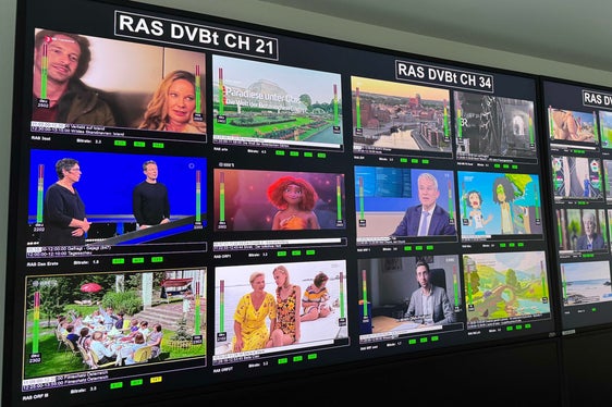 Die RAS, die mit Landesgesetz Nr. 16/1975 gegründet wurde, hat den Auftrag, Radio- und Fernsehprogramme aus dem deutschen und ladinischen Kulturraum in Südtirol zu verbreiten und im Bereich der Kommunikation tätig zu sein. (Foto: LPA/RAS)