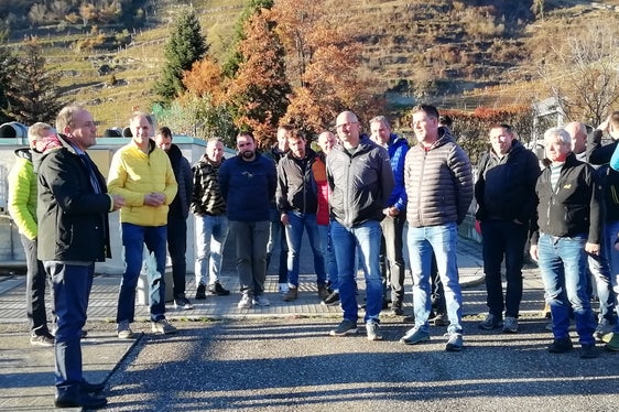 L'assessore Vettorato (nella foto il primo da sinistra) durante la visita al depuratore di Bressanone. Puntiamo a migliorare la trattabilità degli scarichi industriali. (Foto: APPA/Nadia Franzoi)