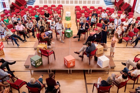 Ottima partecipazione alla serata di Caldaro con il presidente Kompatscher e l'assessore Alfreider (Foto: ASP/Tiberio Sorvillo)