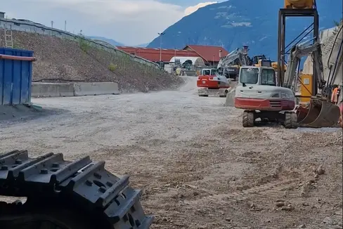 Seit 1. Oktober 2024 ist es in ganz Italien möglich, den Punkteführerschein für Baustellen zu beantragen. Dieser ist für alle Unternehmen und Selbstständigen, einschließlich Einzelunternehmen ohne Mitarbeiter, verpflichtend, die auf temporären oder mobilen Baustellen arbeiten. (Foto: LPA/Angelika Schrott)