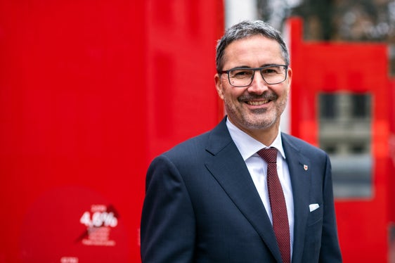 I Presidenti delle Regioni e Province Autonome fra cui Kompatscher (nella foto) chiedono un allentamento delle misure anti-Covid. (Foto: ASP/ Ivo Corrà)