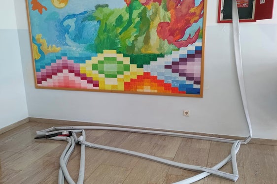 Da lunedì 27 marzo studentesse e studenti della scuola Segantini di Merano riprenderanno le lezioni nelle aule della scuola primaria Deflorian. (Foto: ASP)